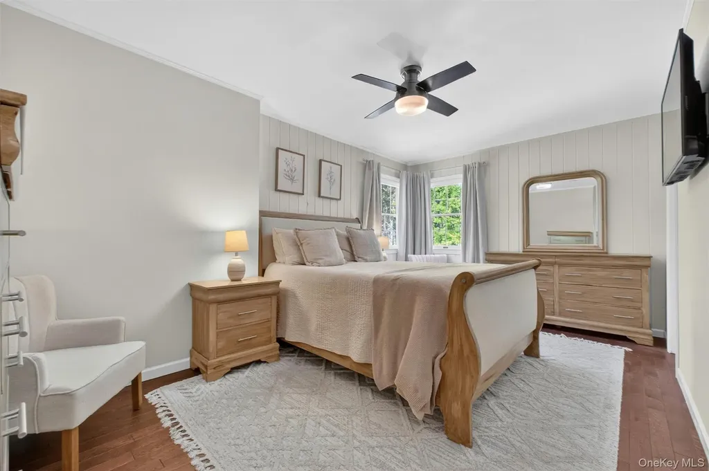 7 Ridgewood Terrace Poughkeepsie NY 12603