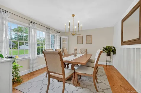 7 Ridgewood Terrace Poughkeepsie NY 12603