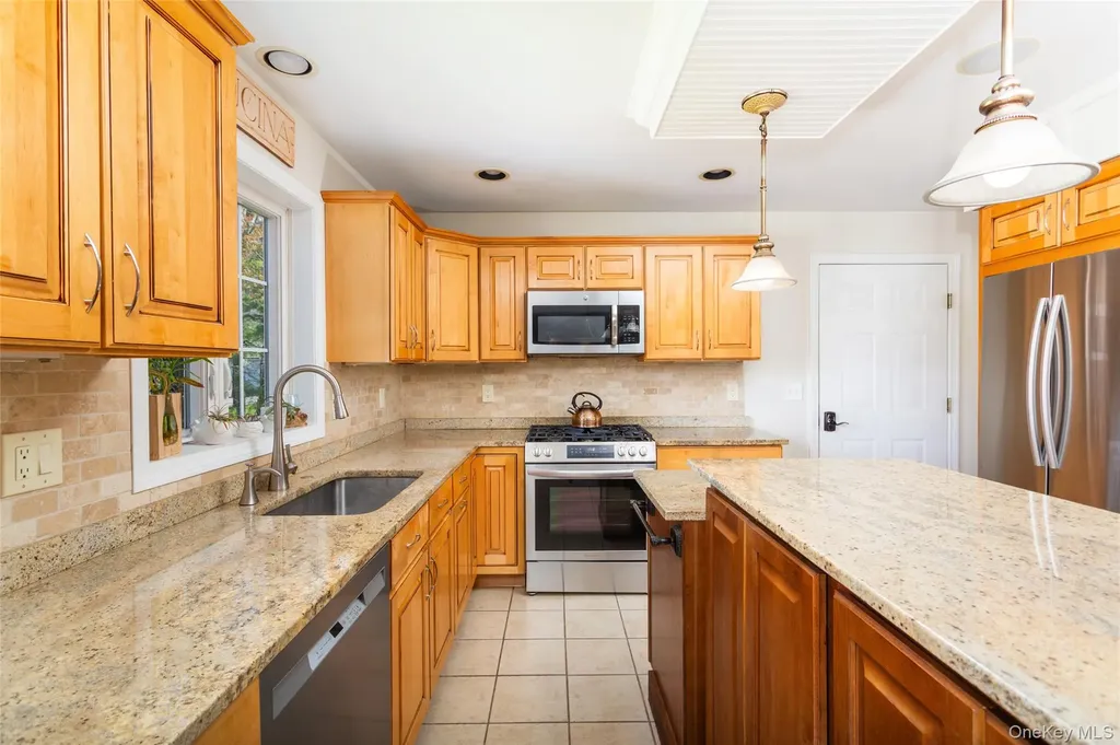 9 Rose Lane Brewster NY 10509