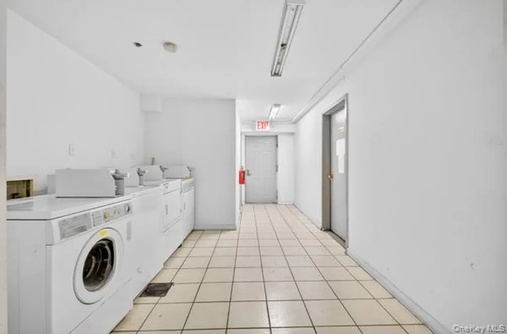 11231 38th Avenue Corona NY 11368