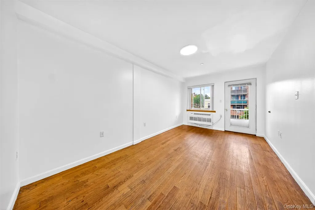11231 38th Avenue Corona NY 11368