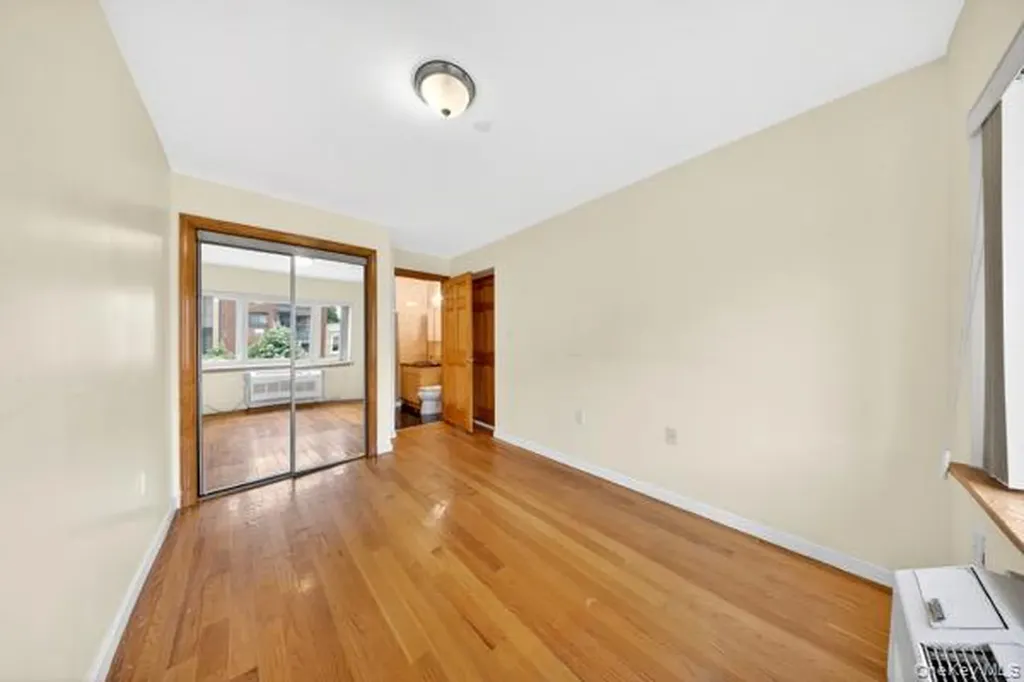 11231 38th Avenue Corona NY 11368