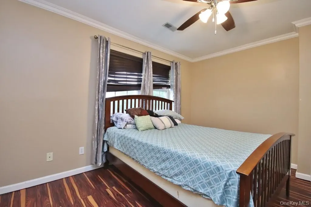 1 Alix Drive Newburgh NY 12550