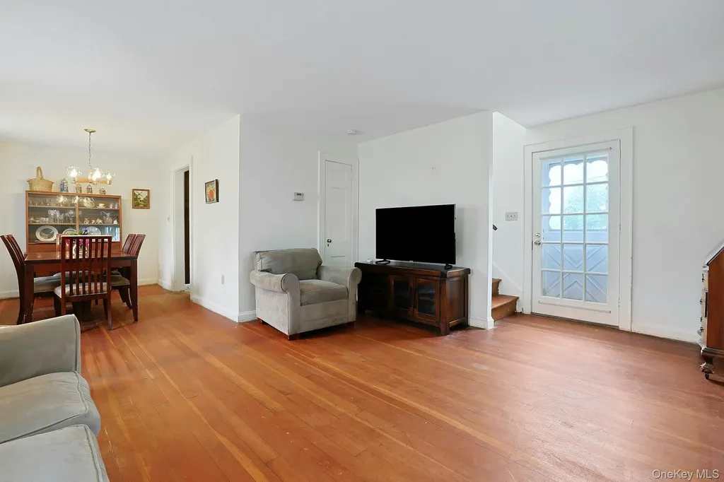 352 Fort Washington Avenue Hawthorne NY 10532