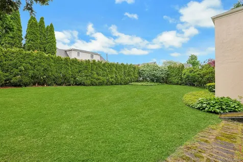 352 Fort Washington Avenue Hawthorne NY 10532