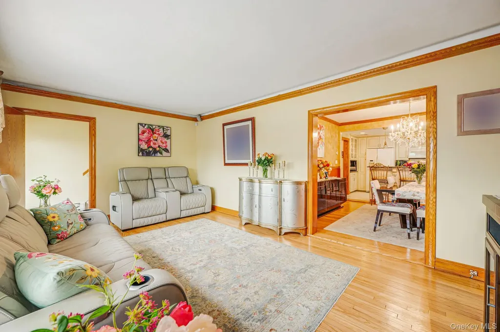 167 Shaw Avenue Valley Stream NY 11580