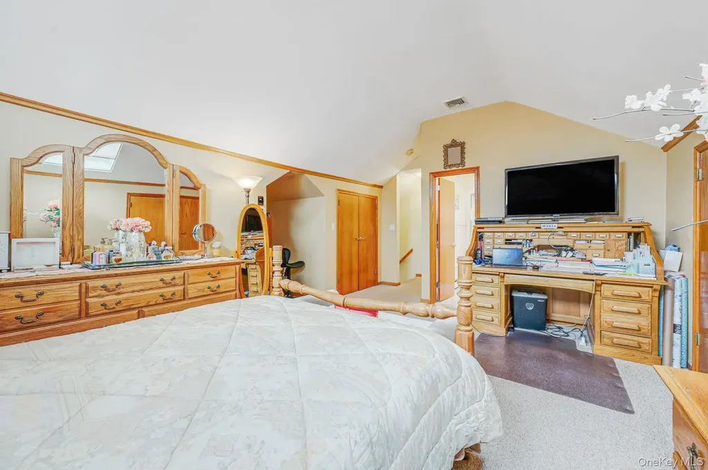 167 Shaw Avenue Valley Stream NY 11580