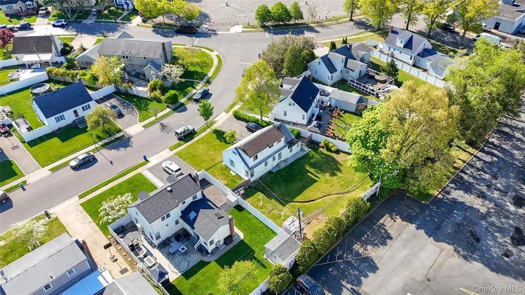 47 Cardinal Road Levittown NY 11756