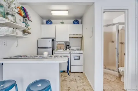 176A Lewis Walk Cherry Grove NY 11782