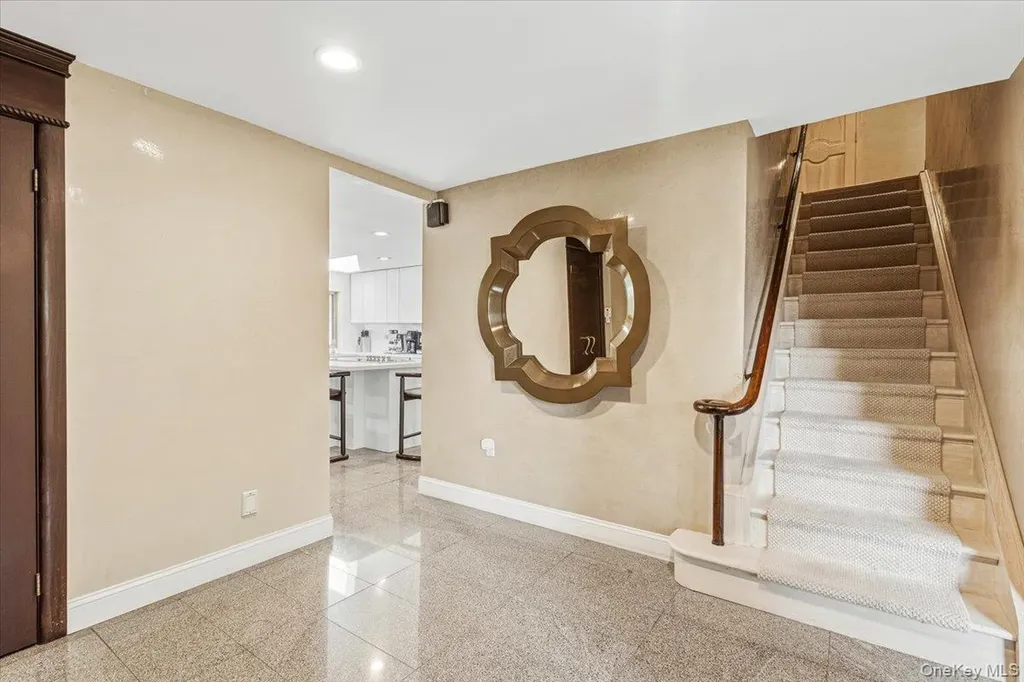 15470 Powells Cove Boulevard Beechhurst NY 11357