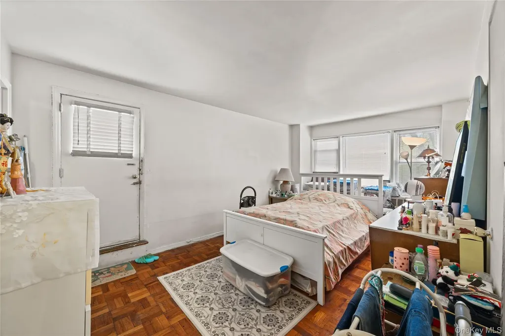 3131 Grand Concourse Bronx NY 10468