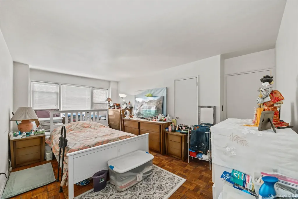 3131 Grand Concourse Bronx NY 10468
