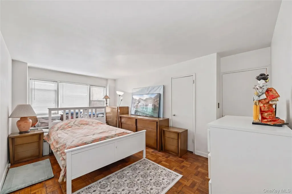 3131 Grand Concourse Bronx NY 10468