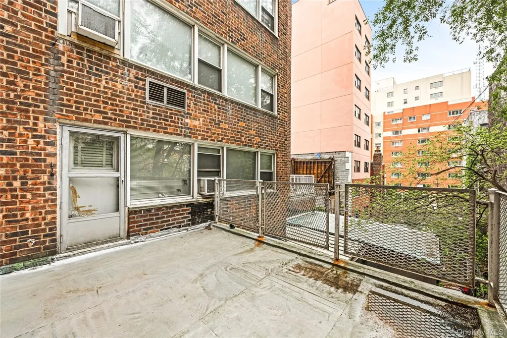 3131 Grand Concourse Bronx NY 10468