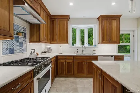 5 Primrose Street Katonah NY 10536
