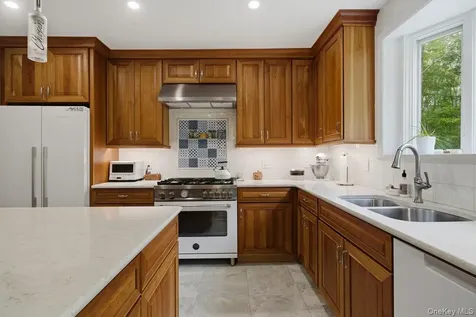 5 Primrose Street Katonah NY 10536