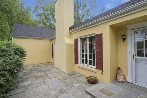 5 Primrose Street Katonah NY 10536