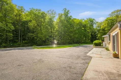 5 Primrose Street Katonah NY 10536