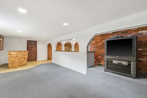11 Malvern Road Scarsdale NY 10583