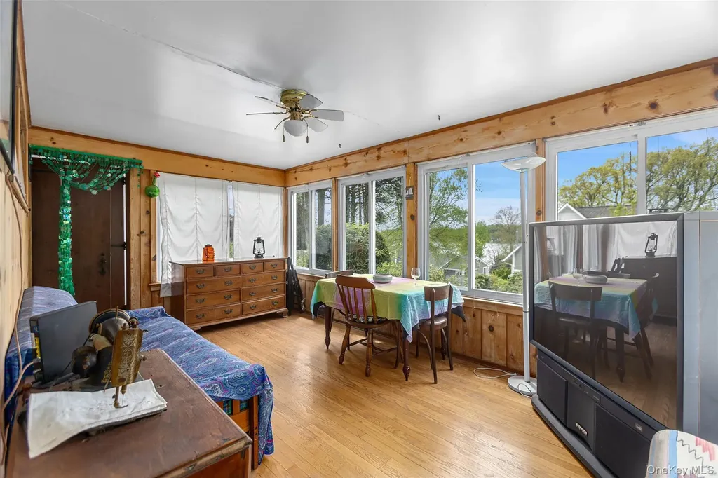 516 N Lake Boulevard Mahopac NY 10541