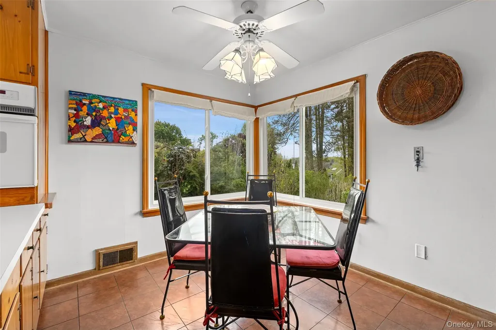 516 N Lake Boulevard Mahopac NY 10541