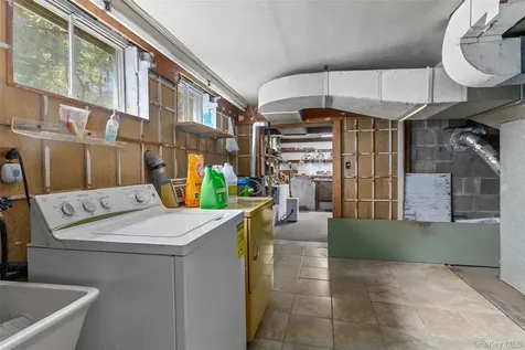 516 N Lake Boulevard Mahopac NY 10541