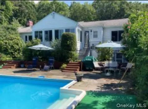 516 N Lake Boulevard Mahopac NY 10541