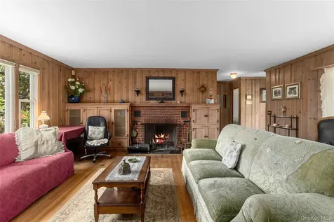 516 N Lake Boulevard Mahopac NY 10541