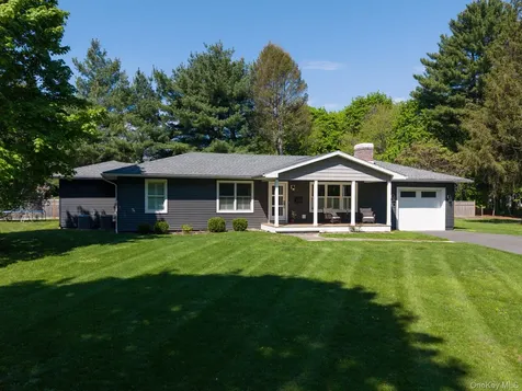 44 Lorraine Drive Rhinebeck NY 12572