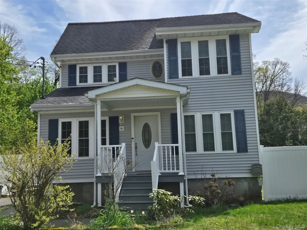 6 May Place Beacon NY 12508