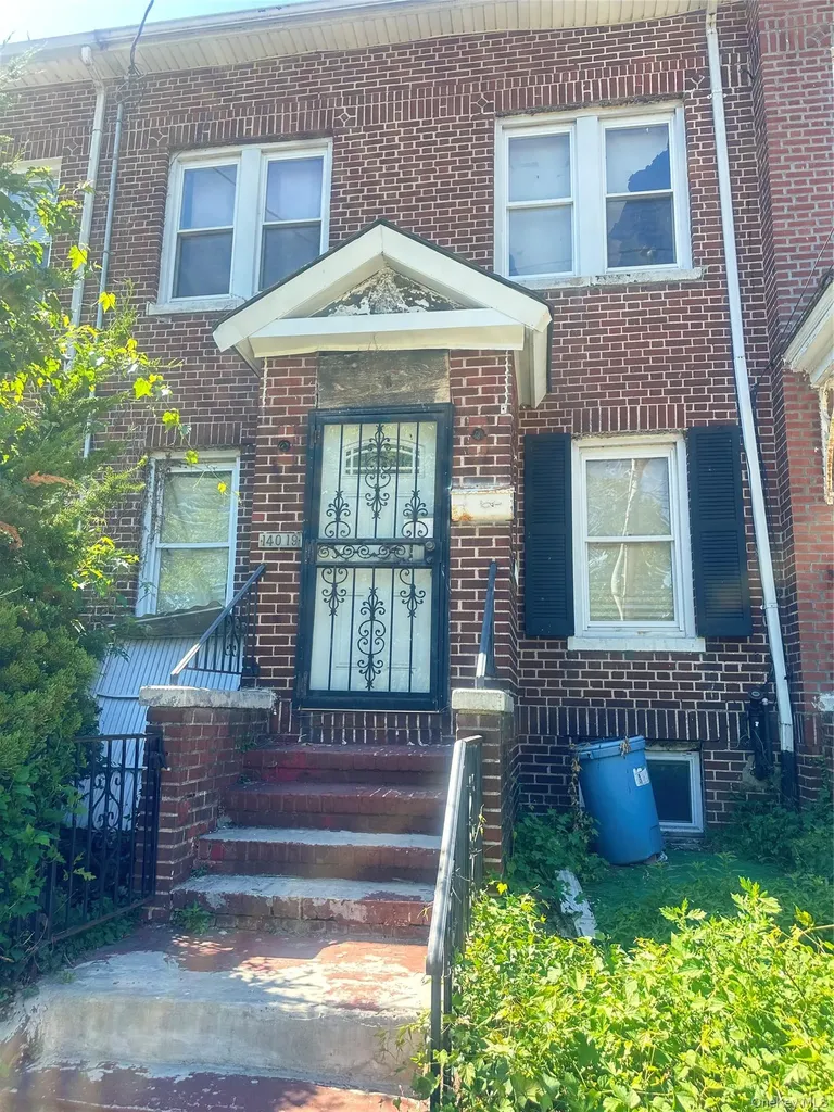 140-19 Rose Avenue Flushing NY 11355