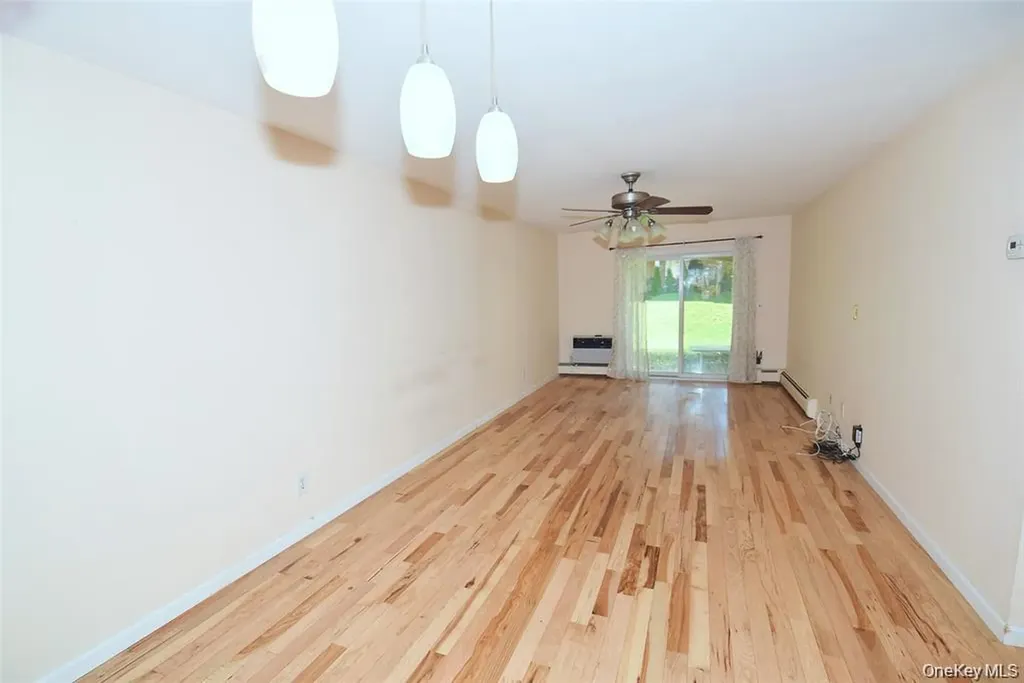 12-32 Diane Place Bayside NY 11360