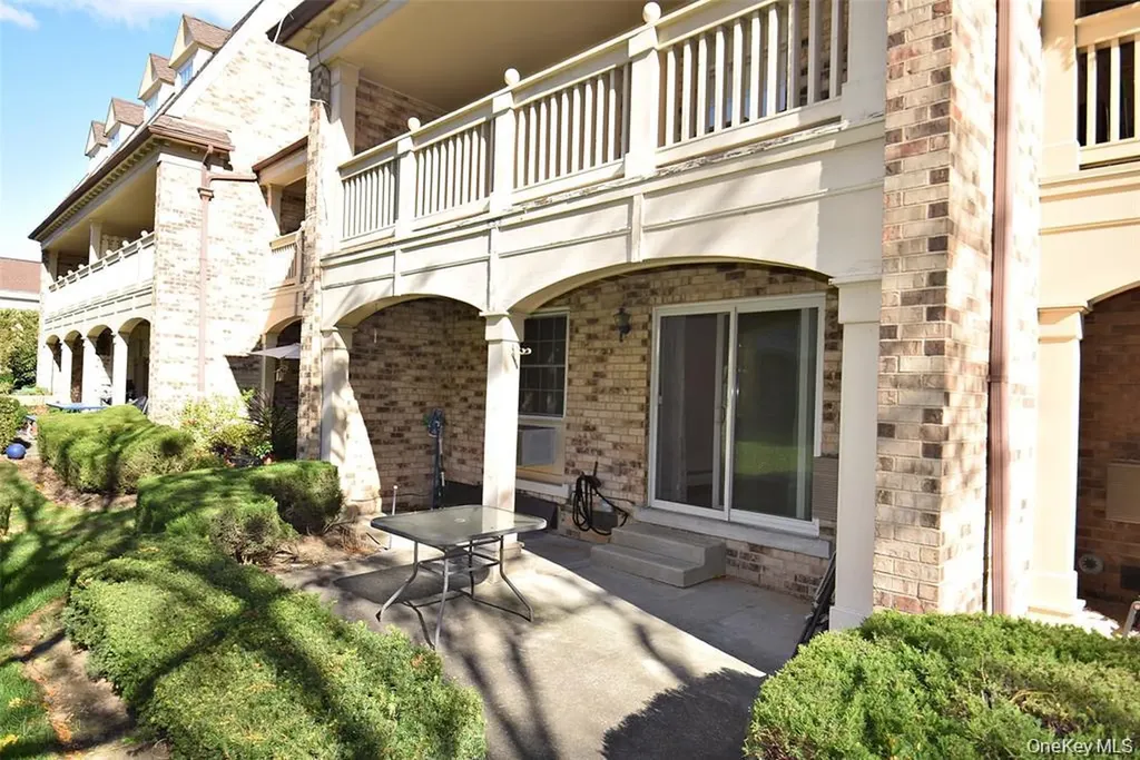 12-32 Diane Place Bayside NY 11360