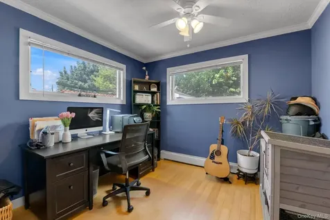 11 Koch Place Carle Place NY 11514