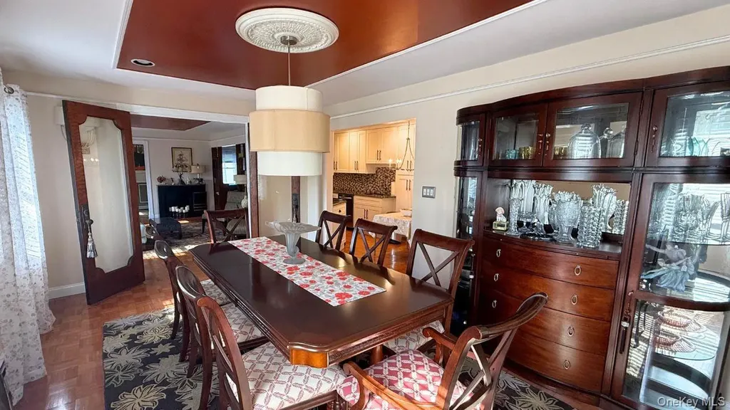 72 Avenue B Holbrook NY 11741