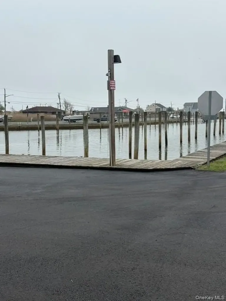 10 Whittier Drive Mastic Beach NY 11951