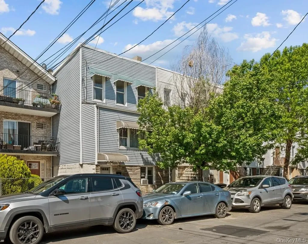 1311 Balcom Avenue Bronx NY 10461