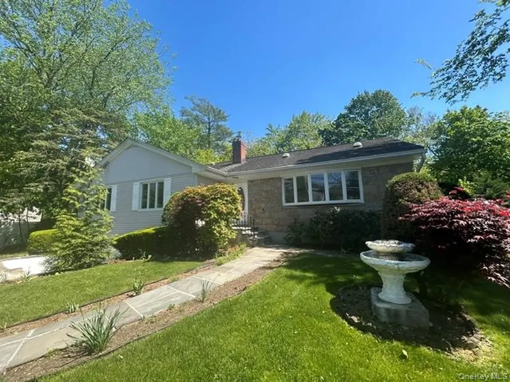 727 Wilmot Road Scarsdale NY 10583