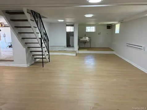 727 Wilmot Road Scarsdale NY 10583