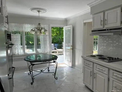 727 Wilmot Road Scarsdale NY 10583