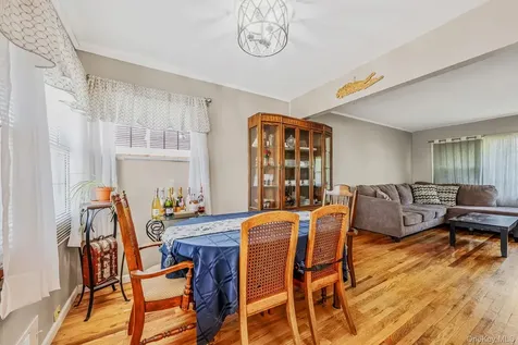 63 Wilfred Boulevard Hicksville NY 11801