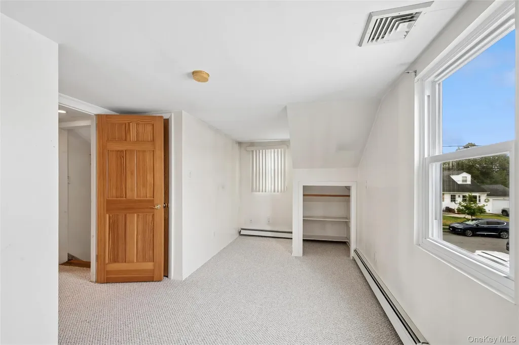 199 Sycamore Avenue Bethpage NY 11714