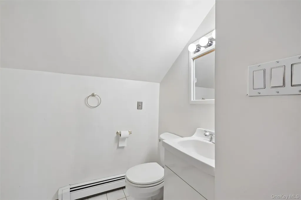 199 Sycamore Avenue Bethpage NY 11714