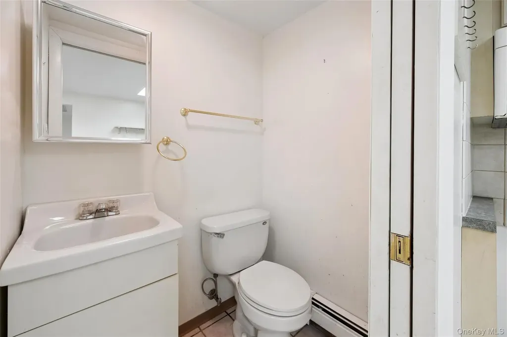 199 Sycamore Avenue Bethpage NY 11714