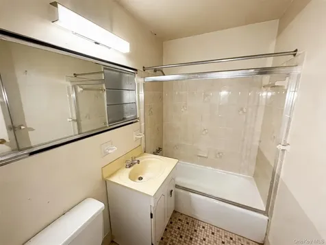 370 Central Park Avenue Scarsdale NY 10583