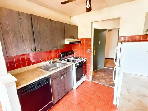 370 Central Park Avenue Scarsdale NY 10583
