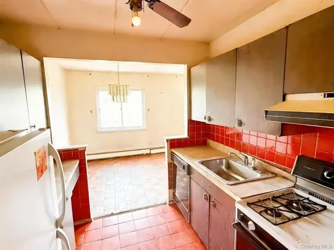 370 Central Park Avenue Scarsdale NY 10583