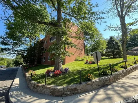 370 Central Park Avenue Scarsdale NY 10583