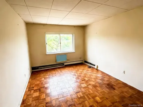 370 Central Park Avenue Scarsdale NY 10583