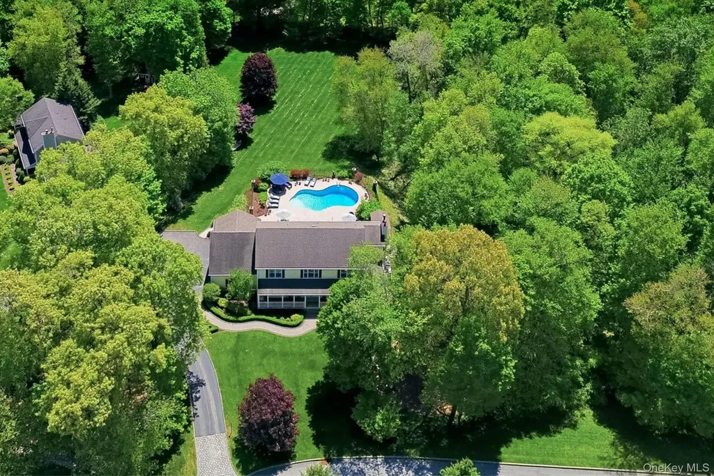 23 Pheasant Run Road Putnam Valley NY 10579